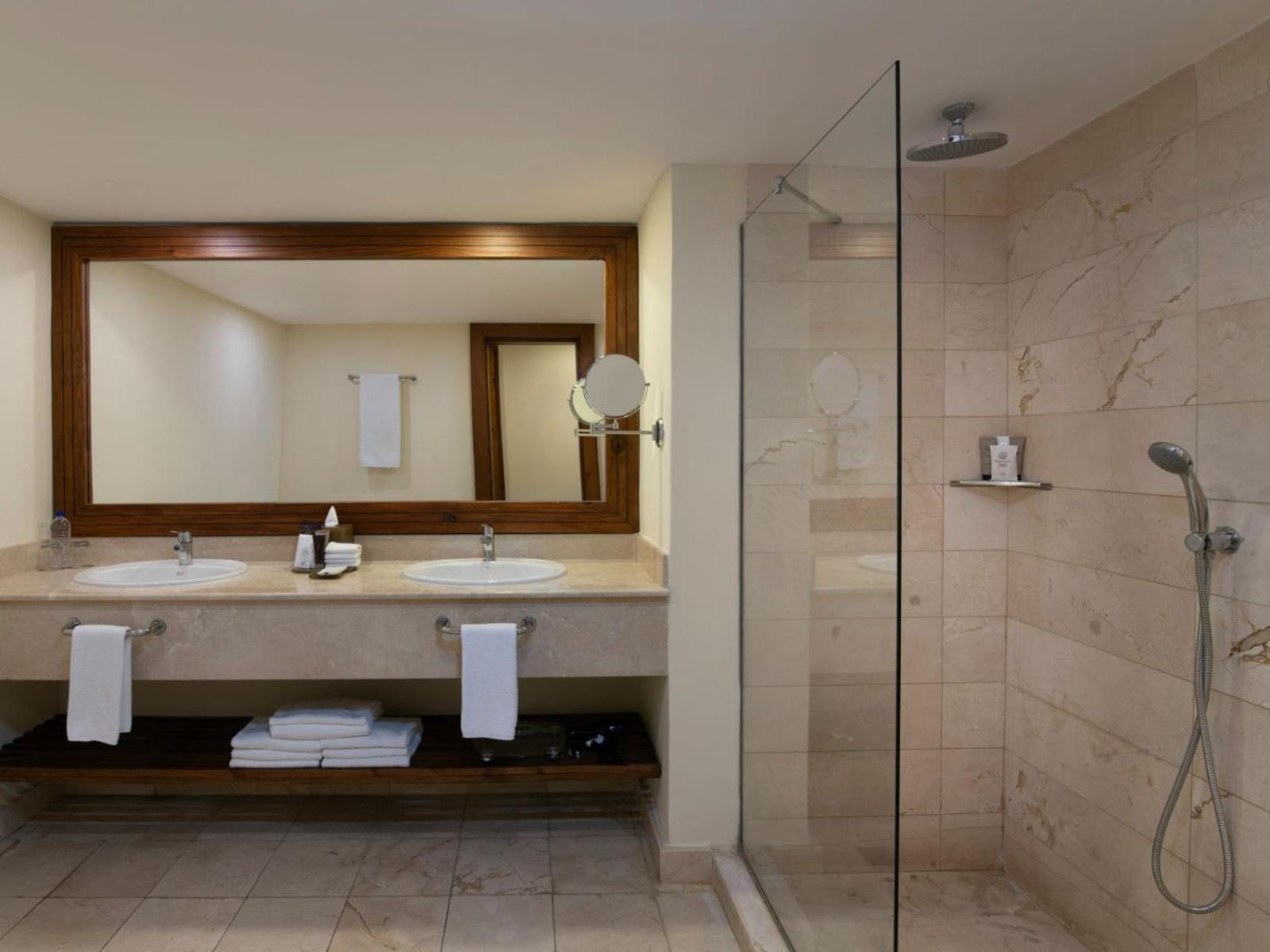 Suíte Júnior Premium com com Vista do Mar e Banheira de Hidromassagem